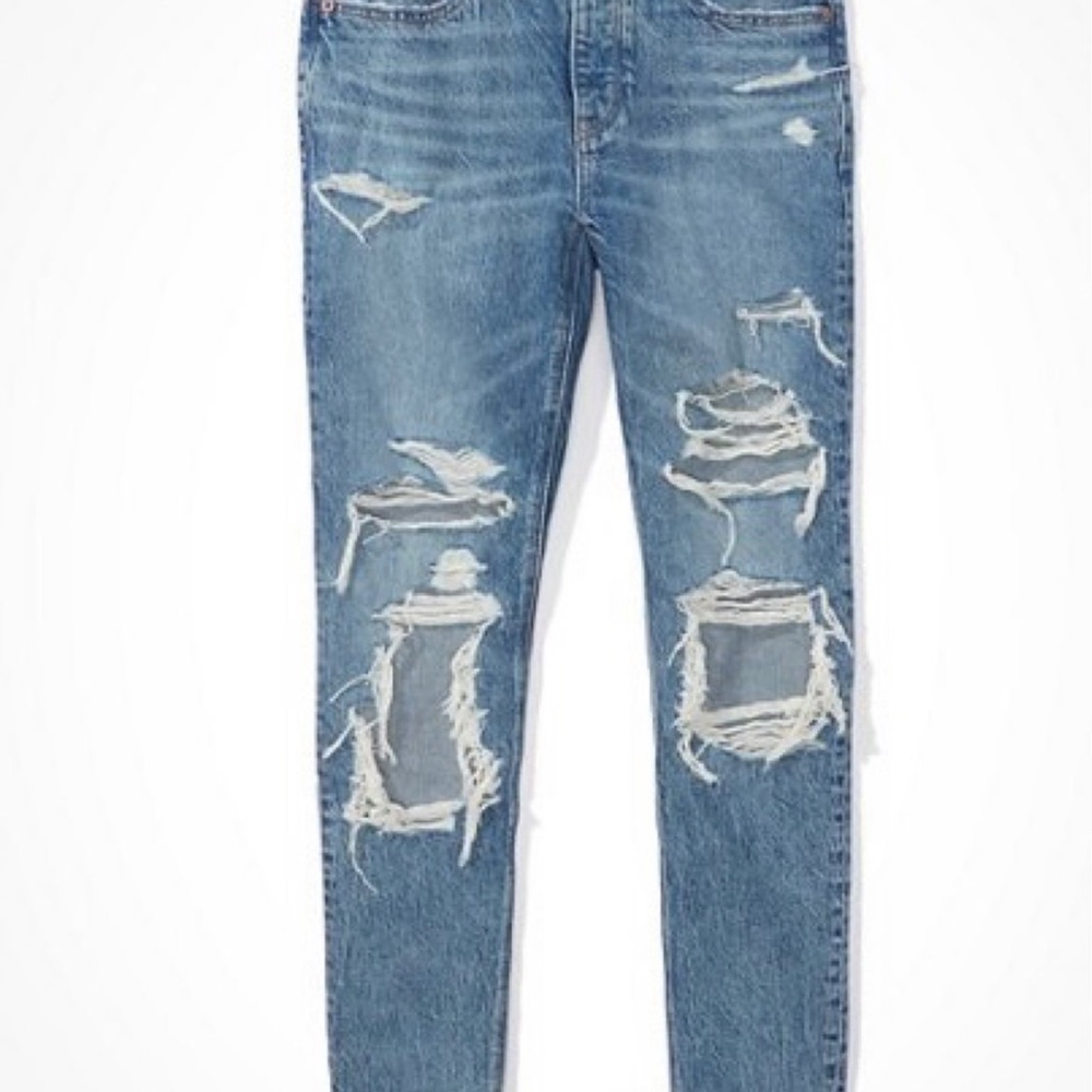 AE Ripped Low-rise Tom girl jean